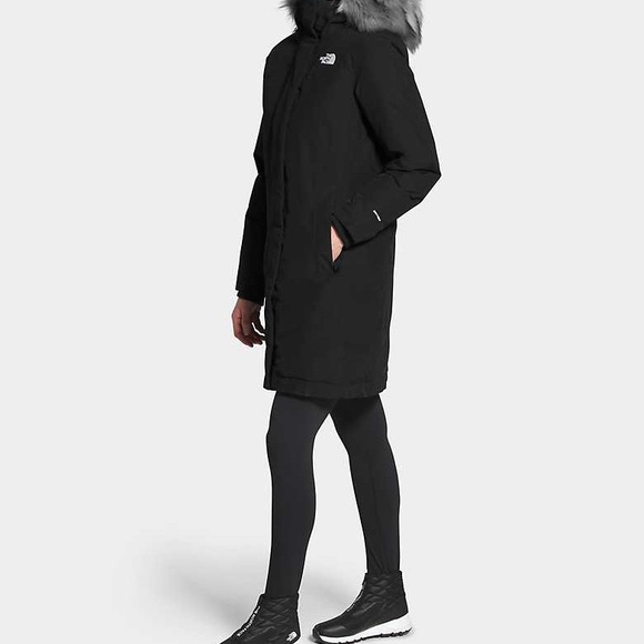 ❌SOLD❌

The North Face Women’s Arctic Parka NWT - Picture 4 of 6